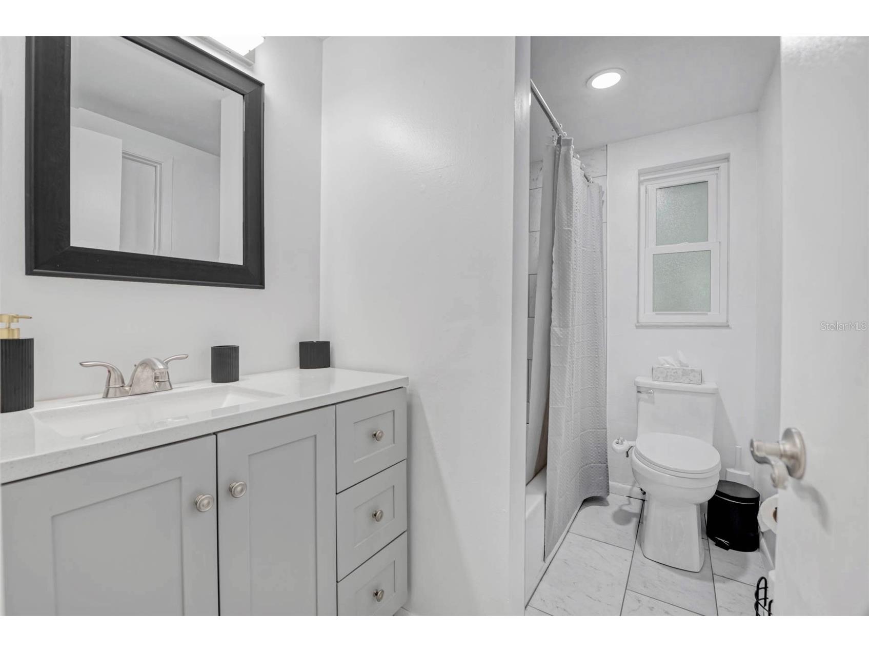 3217 Restful Lane Sarasota FL 34231 A4697554 image23