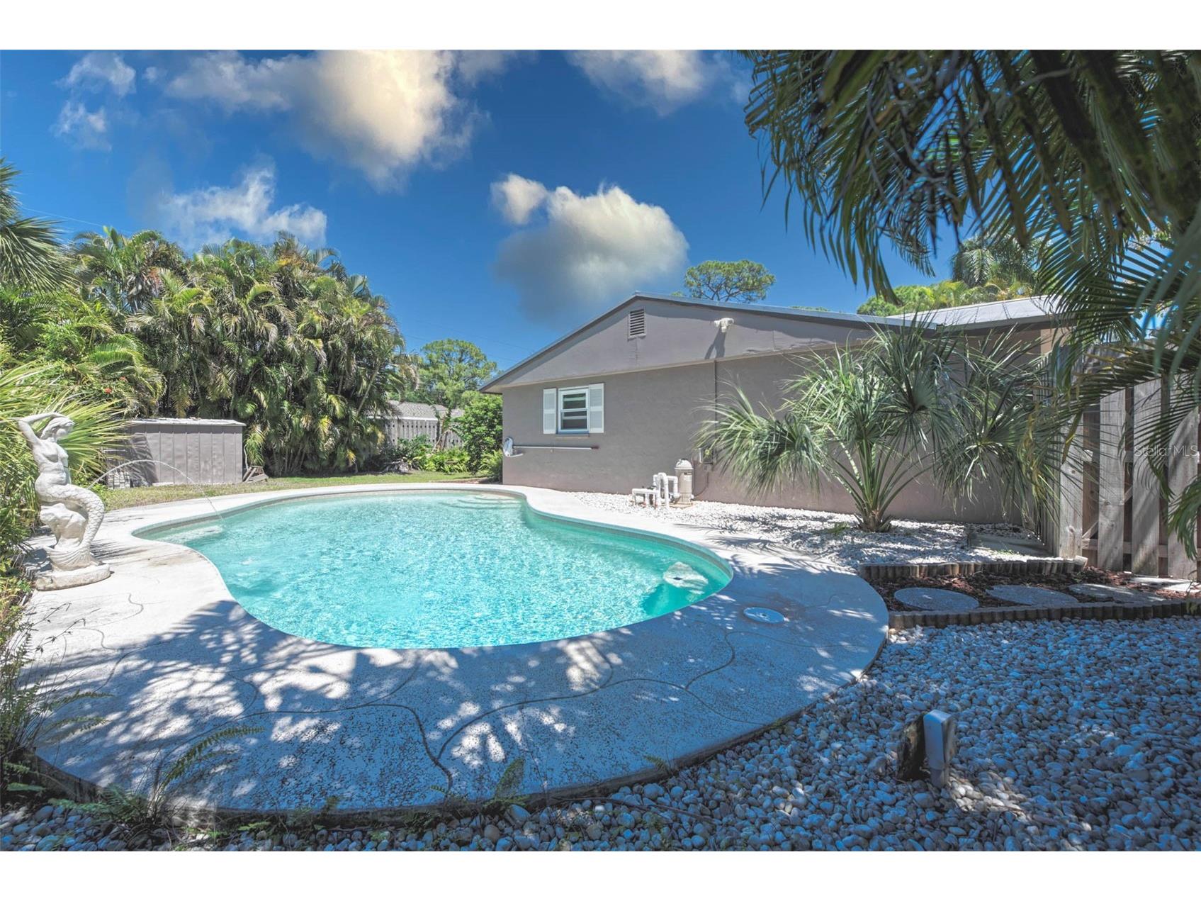3217 Restful Lane Sarasota FL 34231 A4697554 image27