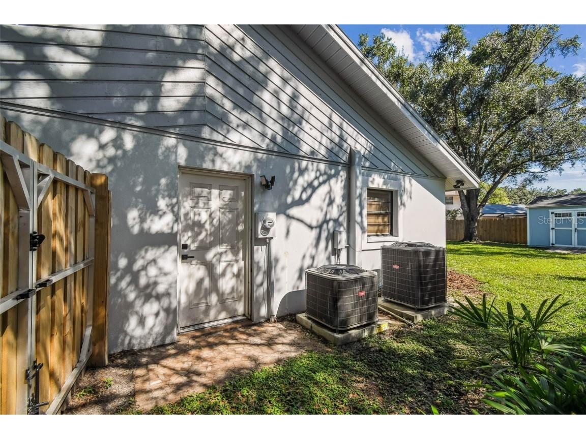 3217 Stoneybrook Lane Tampa FL 33618 - Lake Ellen TB8409601 image100