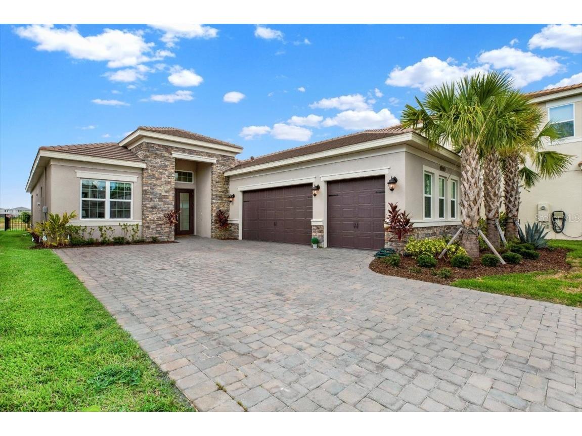 32179 Logan Elm Terrace Wesley Chapel FL 33543 TB8461954 image1