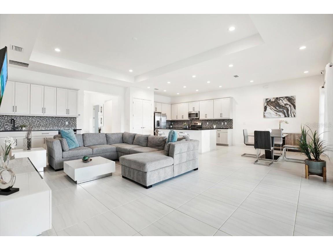 32179 Logan Elm Terrace Wesley Chapel FL 33543 TB8461954 image12