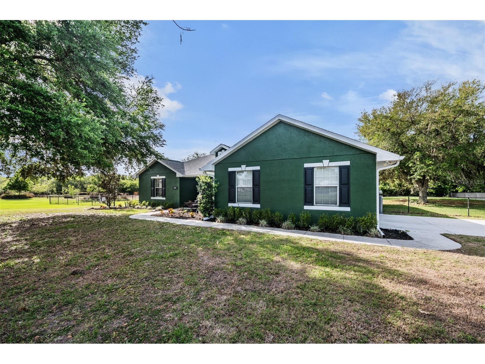 3218 Bella Garden Lane Plant City FL 33566 TB8492805 image2