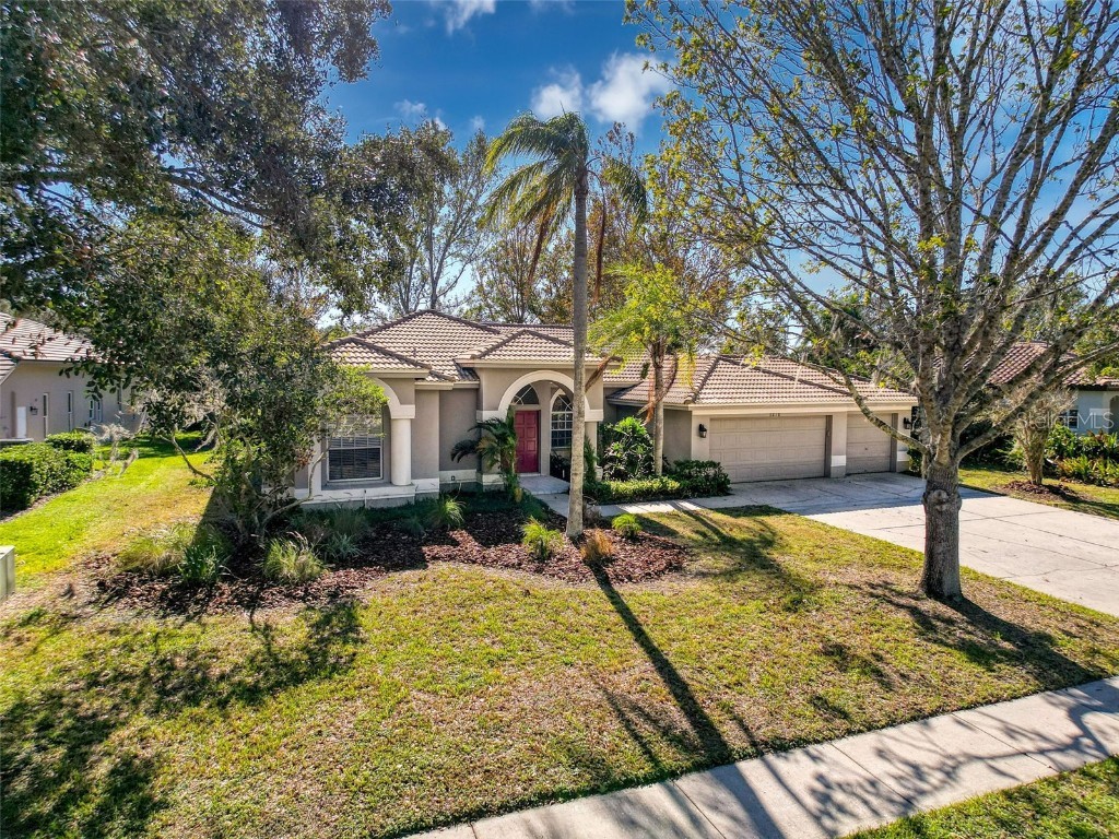 3218 Crescent Oaks Boulevard Tarpon Springs FL 34688 W7870262 image1
