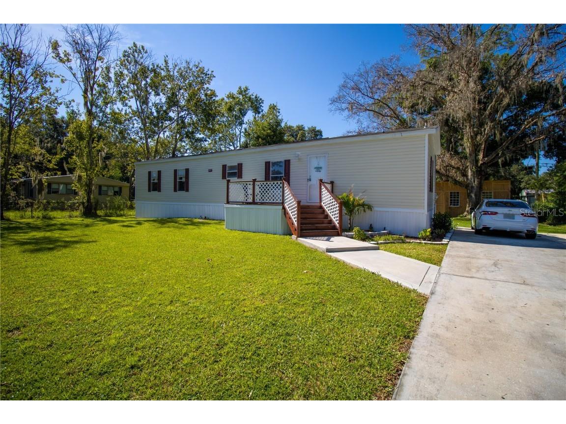 3218 J And J Manor Rd Lakeland FL 33810 L4946878 image1