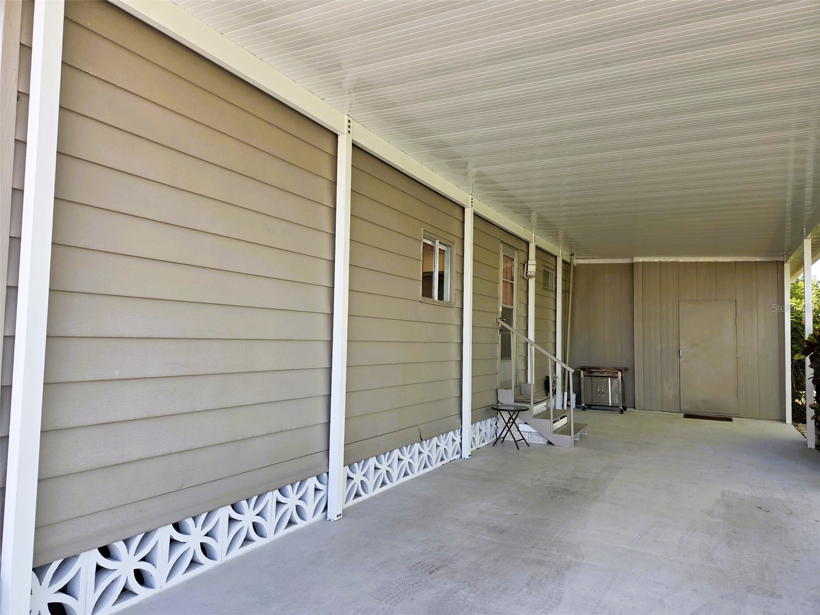 3218 Oakwood Boulevard S Sarasota FL 34237 A4687148 image5