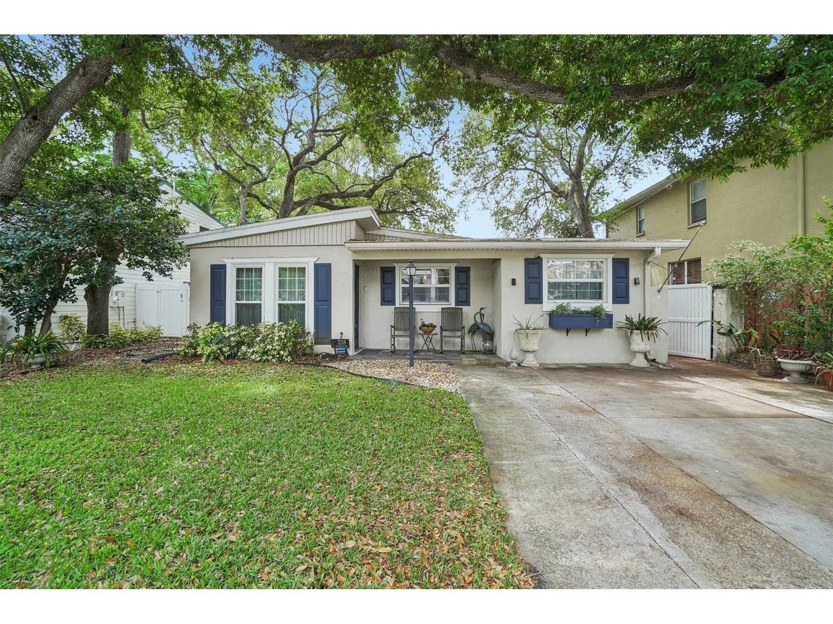 3218 W Oakellar Avenue Tampa FL 33611 TB8492012 image1