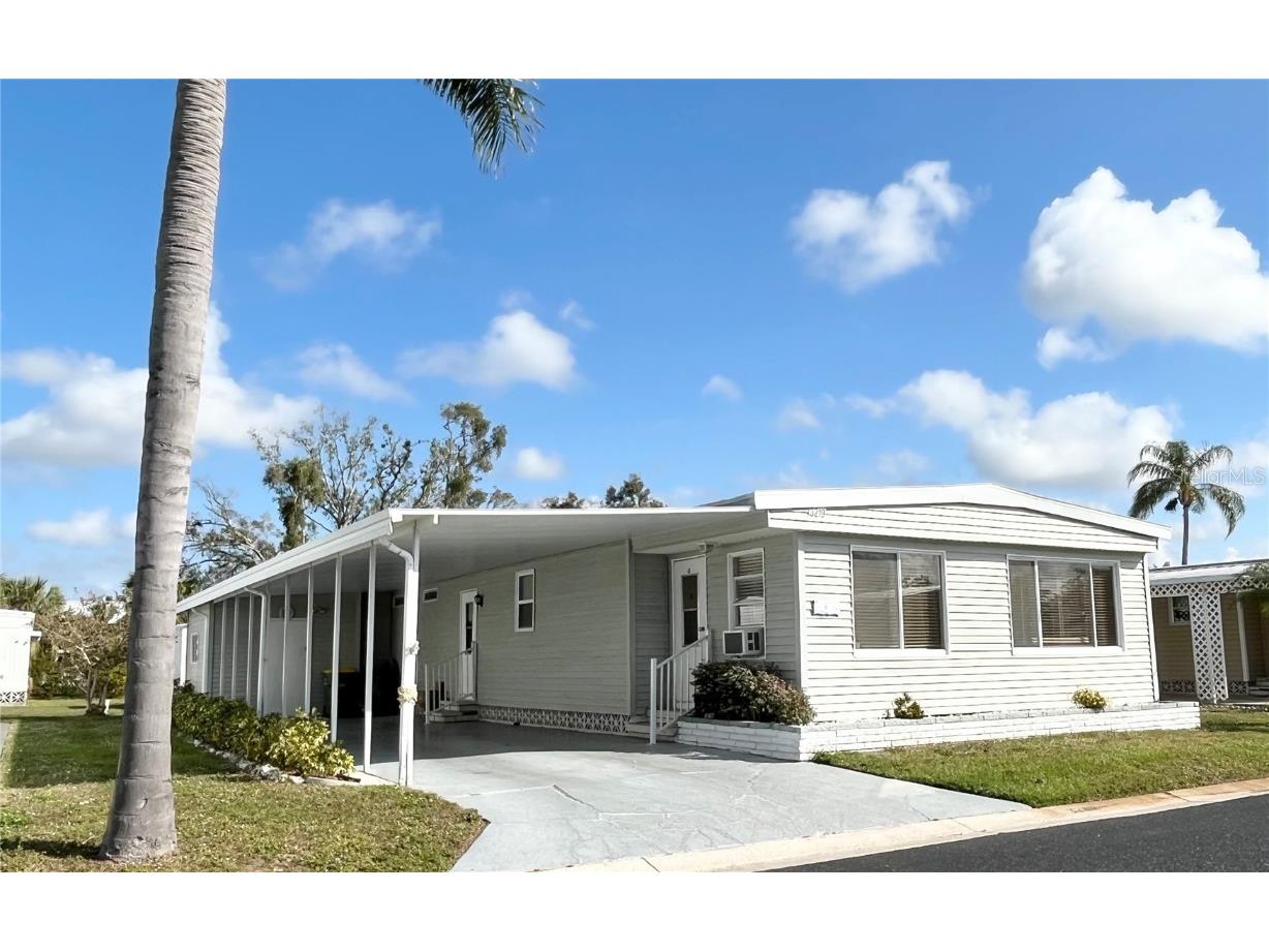 3219 Aspen Terrace Sarasota FL 34237 A4640312 image1