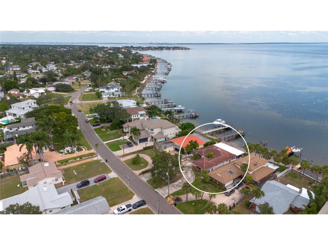 3219 Bayshore Boulevard NE Saint Petersburg FL 33703 - TAMPA BAY J966859 image1