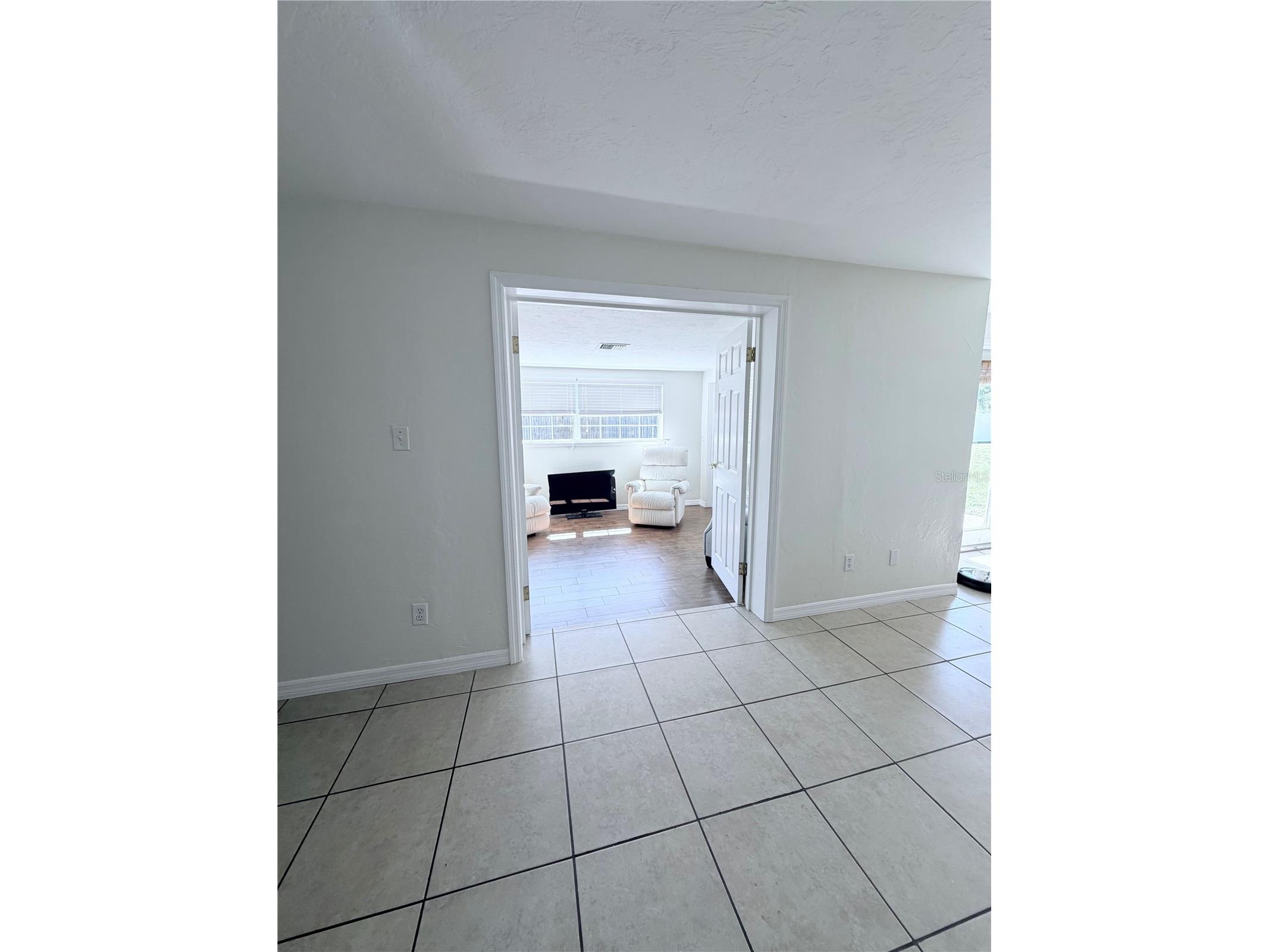3219 Cambridge Drive Sarasota FL 34232 A4692358 image12