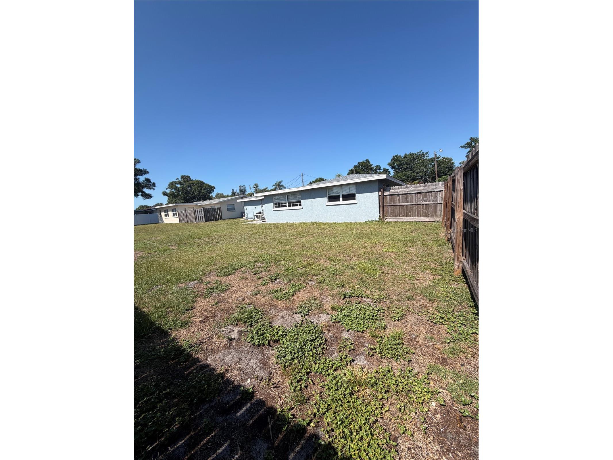 3219 Cambridge Drive Sarasota FL 34232 A4692358 image24