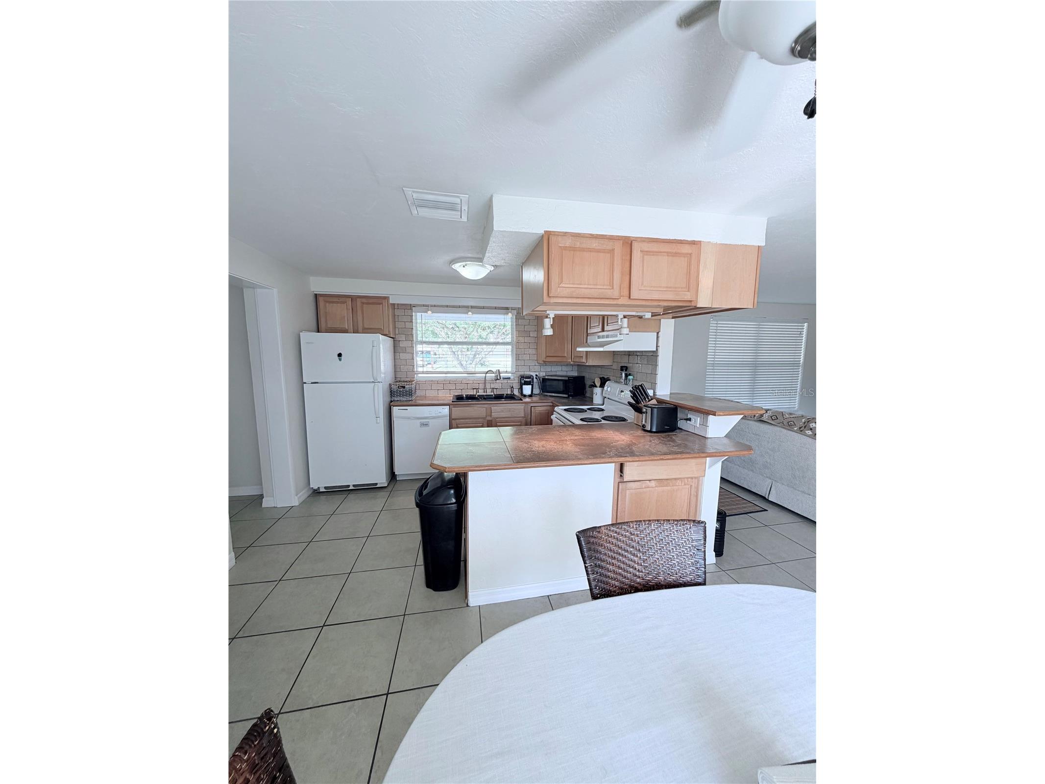 3219 Cambridge Drive Sarasota FL 34232 A4692358 image8