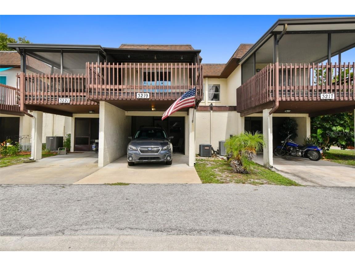 3219 Ramblewood Drive #3219 Sarasota FL 34237 A4577879 image1