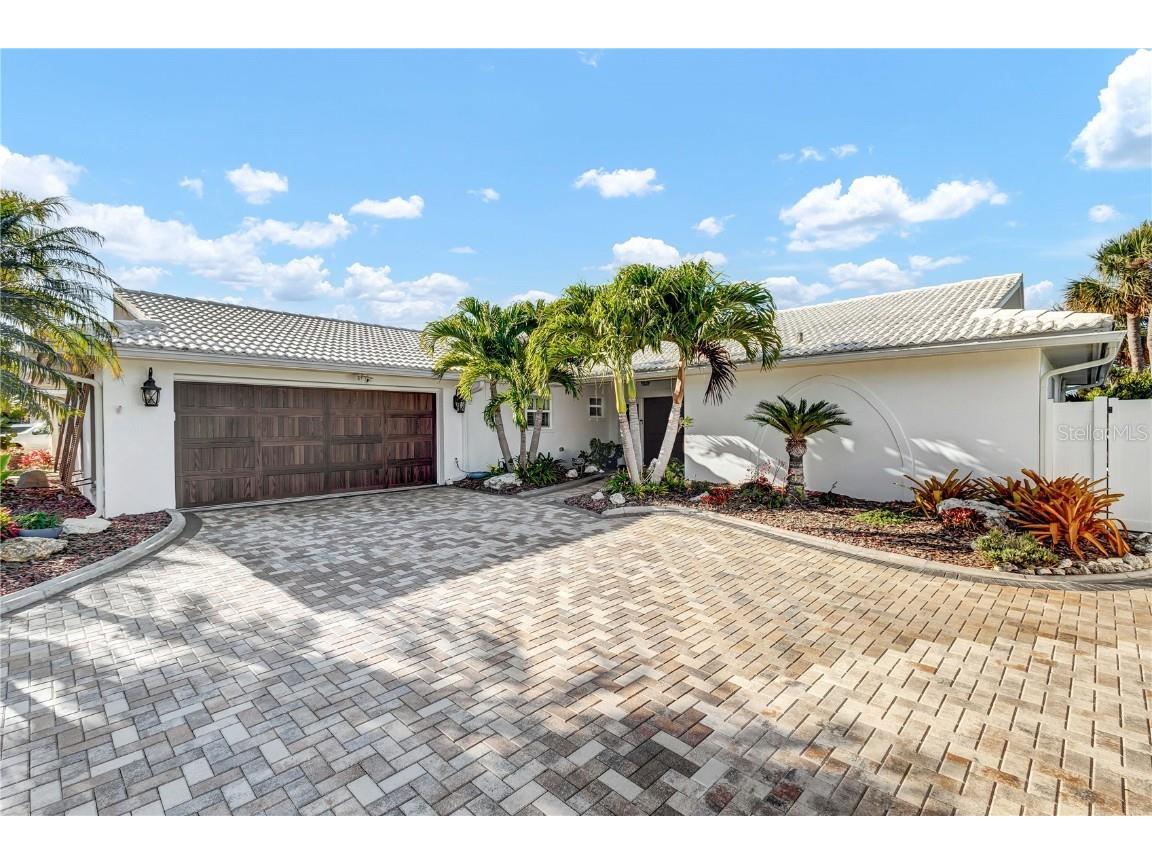 3219 Seaway Drive New Port Richey FL 34652 U8237895 image1