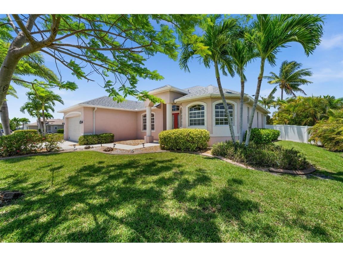 3219 SW 7th Lane Cape Coral FL 33991 C7510572 image1
