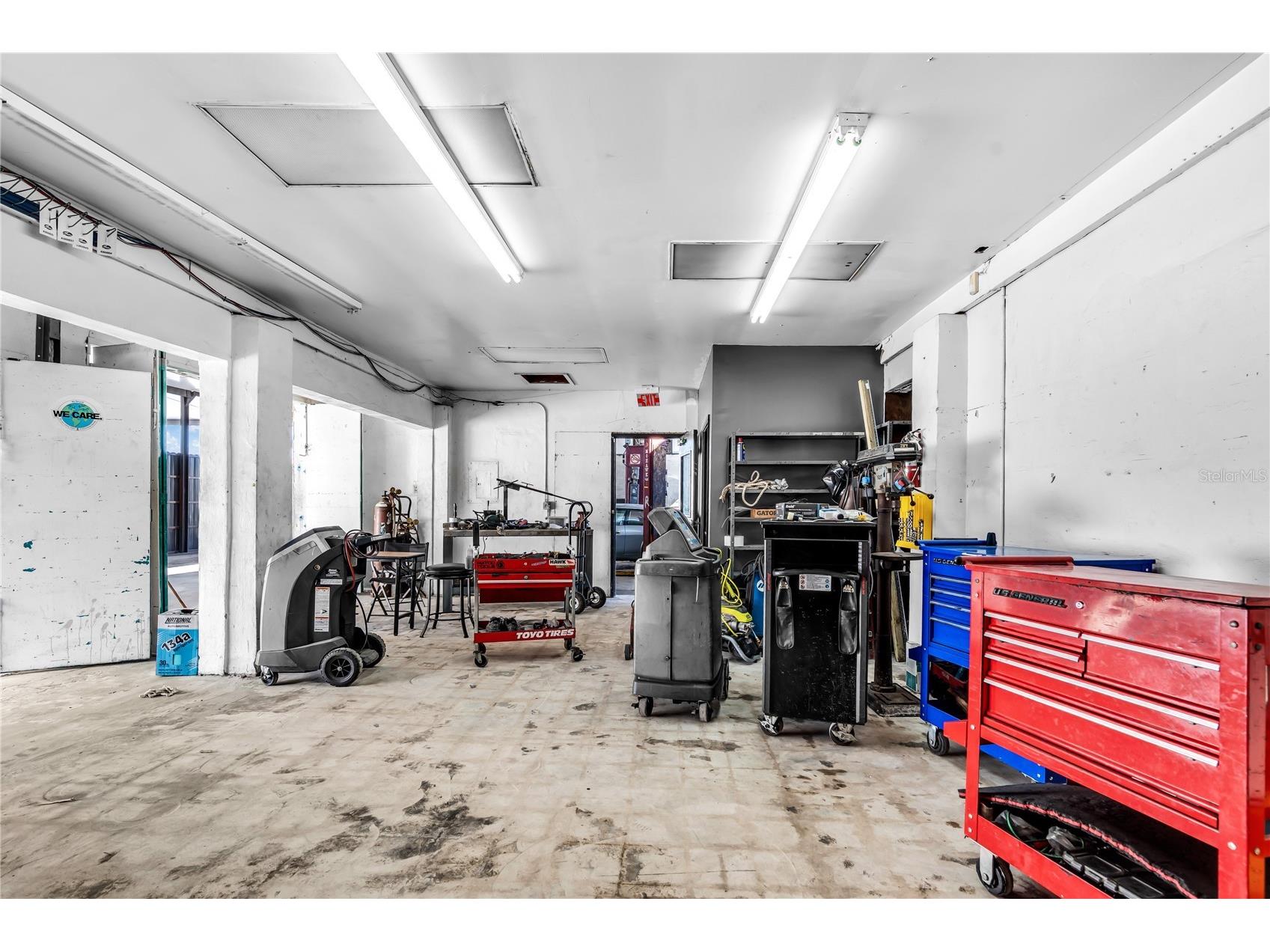 3219 SW 8th Street Miami FL 33135 A4692598 image10