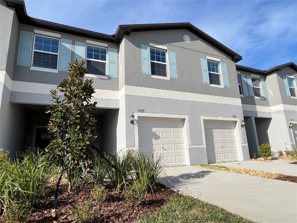 32197 Powderpuff Mimosa Drive San Antonio FL 33576 - MIRADA LAGOON T3510022 image1