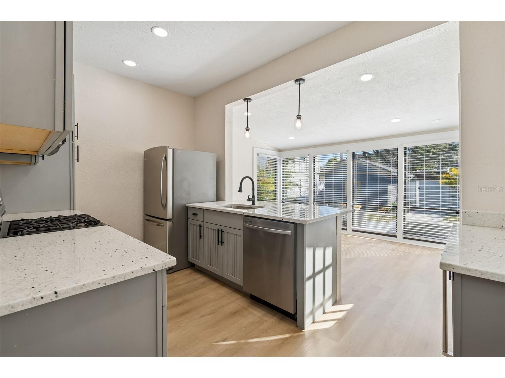 322 11th Avenue N Saint Petersburg FL 33701 TB8473076 image18