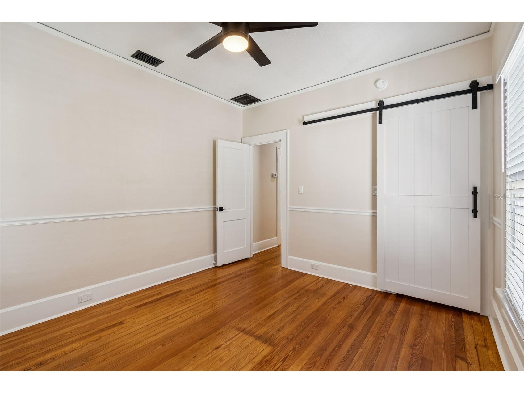 322 11th Avenue N Saint Petersburg FL 33701 TB8473076 image25