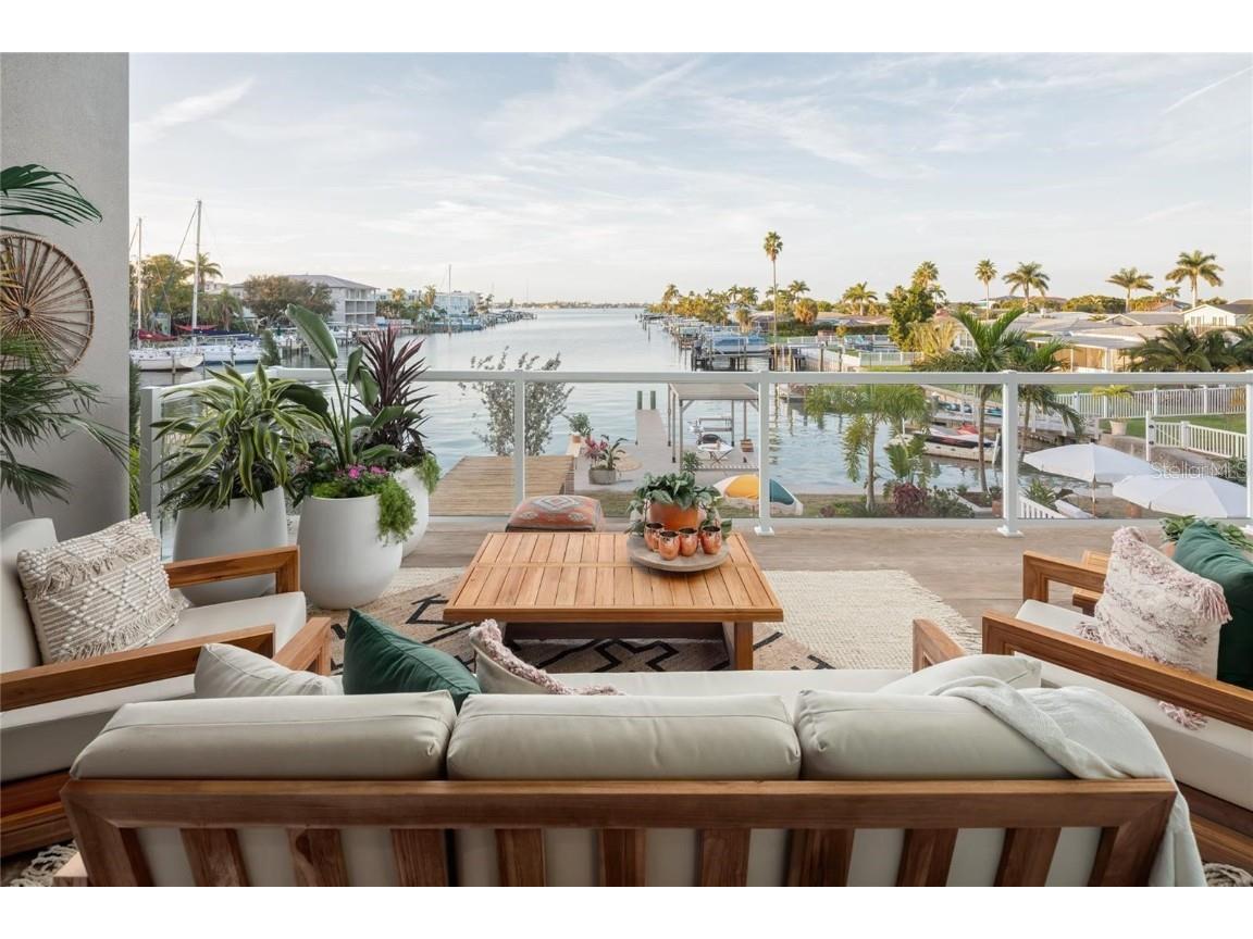 322 Capri Boulevard Treasure Island FL 33706 TB8401717 image5