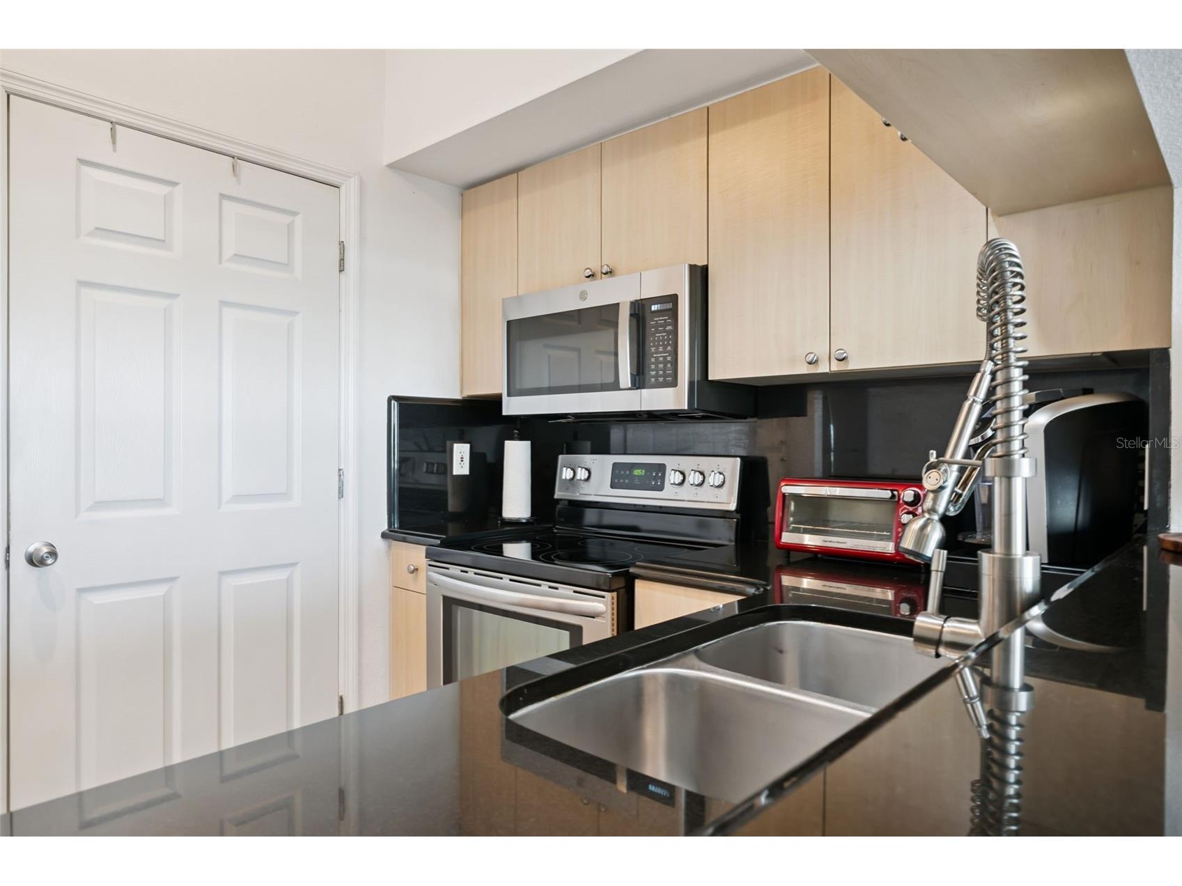 322 E Central Boulevard #1107 Orlando FL 32801 - LAKE EOLA O6421846 image13