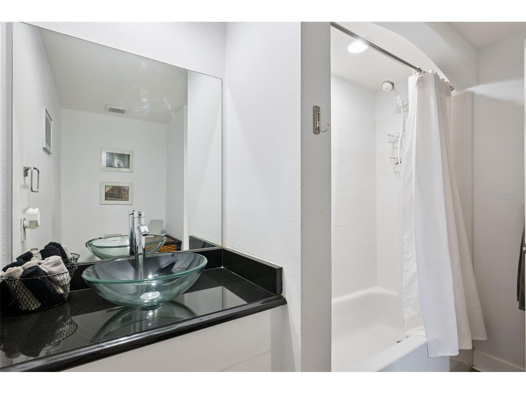 322 E Central Boulevard #1107 Orlando FL 32801 - LAKE EOLA O6421846 image26
