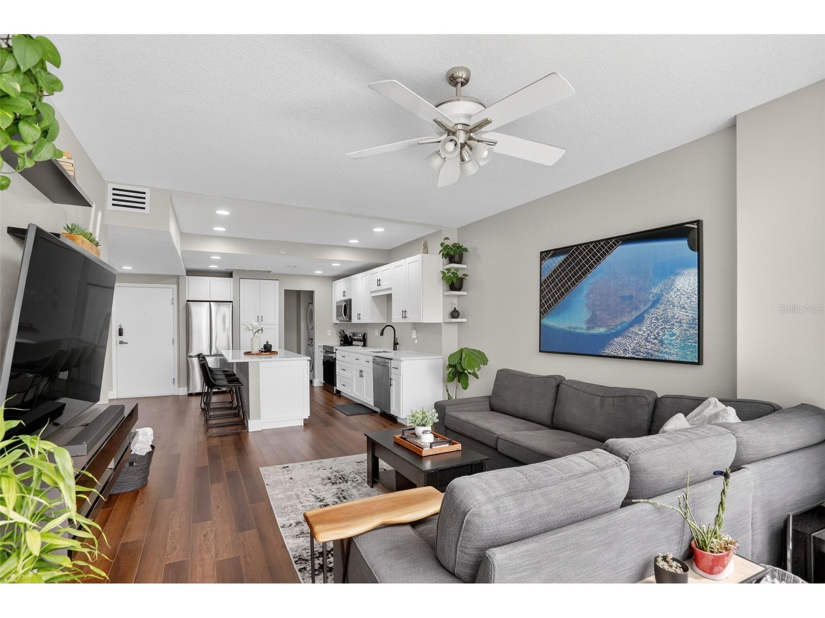 322 E Central Boulevard #1207 Orlando FL 32801 O6391977 image8