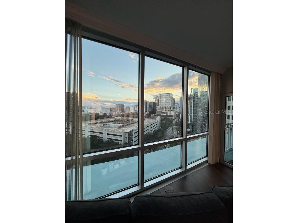 322 E Central Boulevard #1207 Orlando FL 32801 OM708812 image17