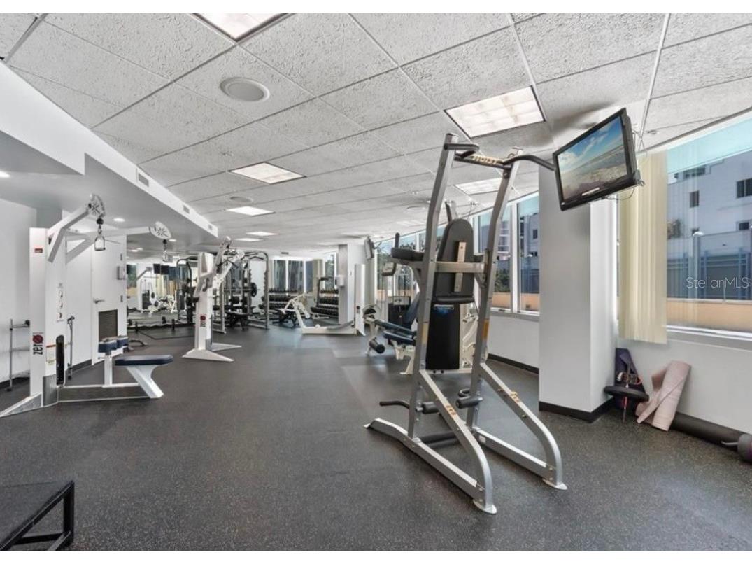 322 E Central Boulevard #1207 Orlando FL 32801 OM708812 image25