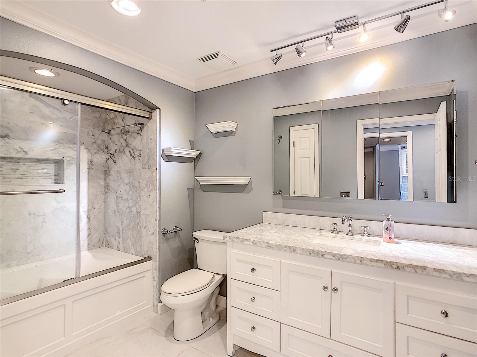 322 E Central Boulevard #1413 Orlando FL 32801 - LAKE EOLA O6398969 image9