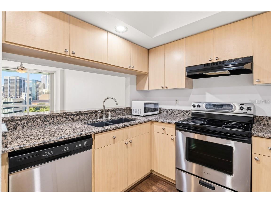 322 E Central Boulevard #706 Orlando FL 32801 O6316825 image8