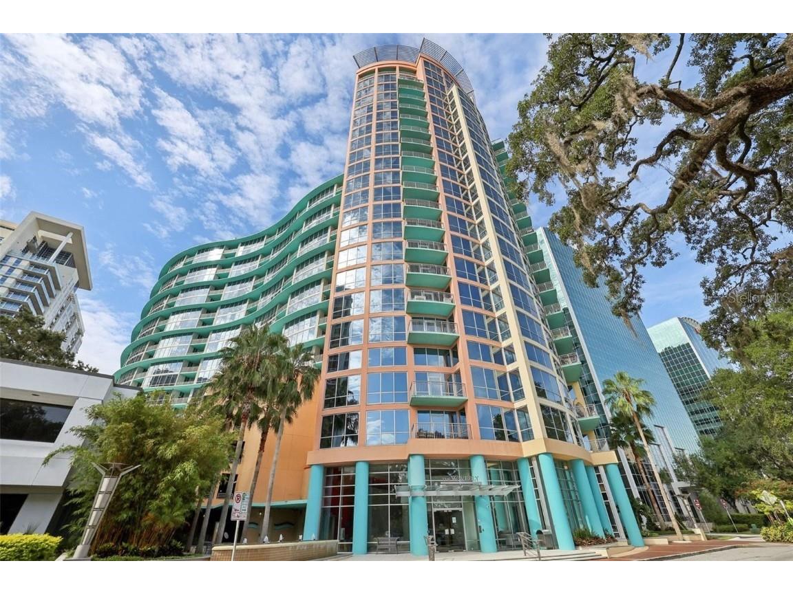 322 E Central Boulevard #814 Orlando FL 32801 - LAKE EOLA O6248768 image1