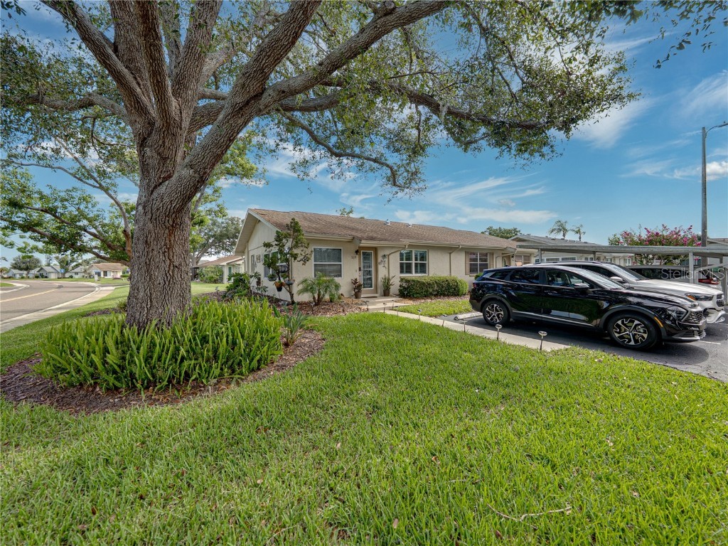 322 Gloucester Boulevard #322 Sun City Center FL 33573 TB8409500 image2