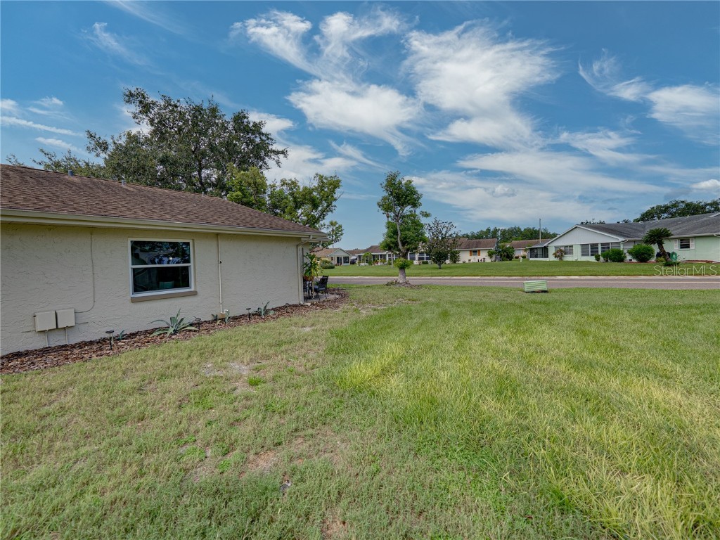 322 Gloucester Boulevard #322 Sun City Center FL 33573 TB8409500 image38