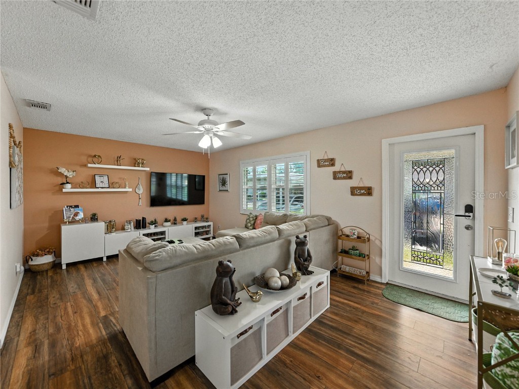 322 Gloucester Boulevard #322 Sun City Center FL 33573 TB8409500 image5