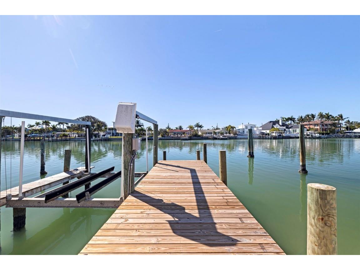 322 Hermosita Drive Saint Pete Beach FL 33706 TB8438897 image42