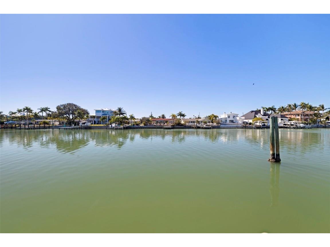 322 Hermosita Drive Saint Pete Beach FL 33706 TB8438897 image44