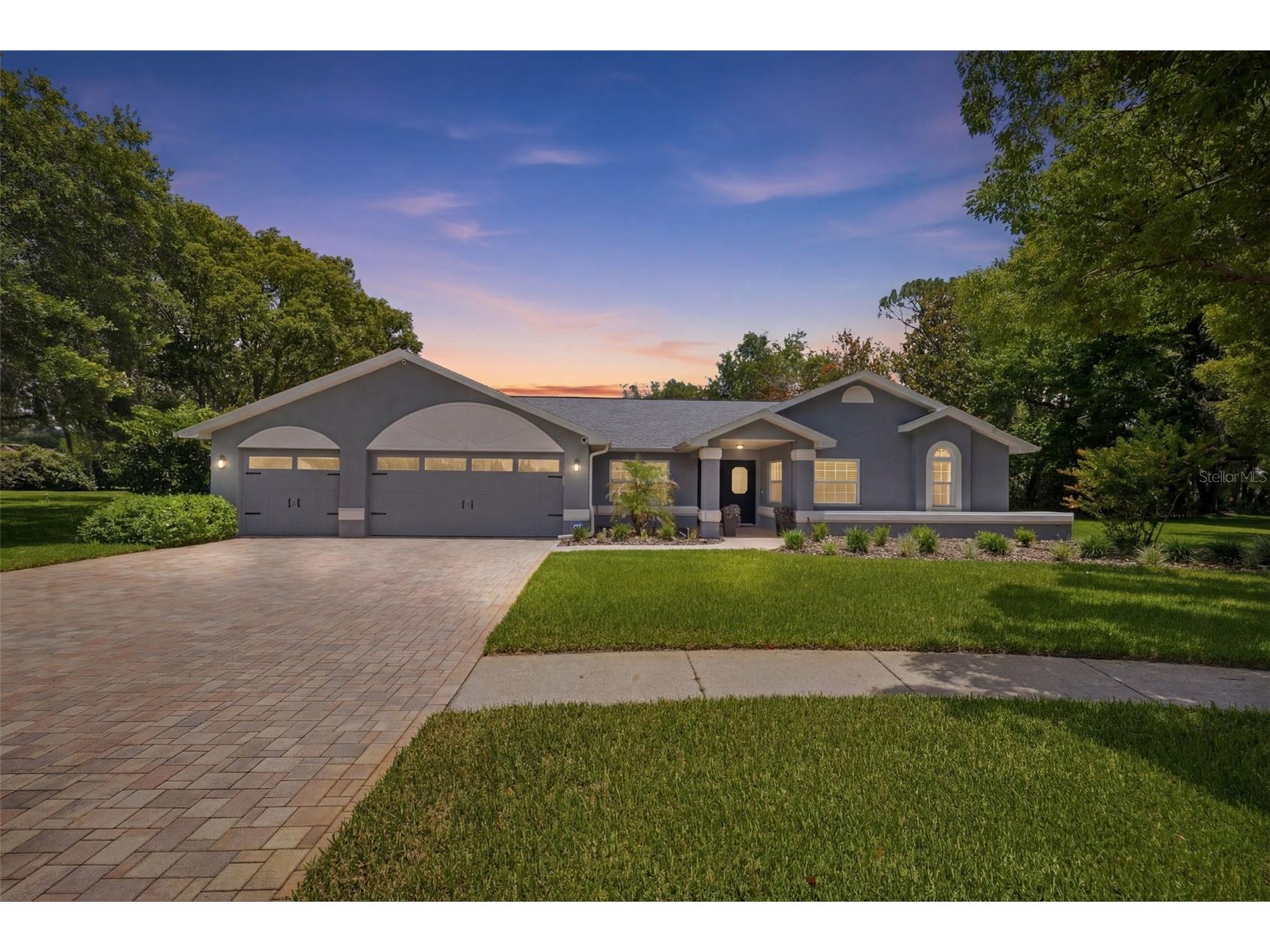 322 Hollow Oak Court Spring Hill FL 34609 W7886830 image1