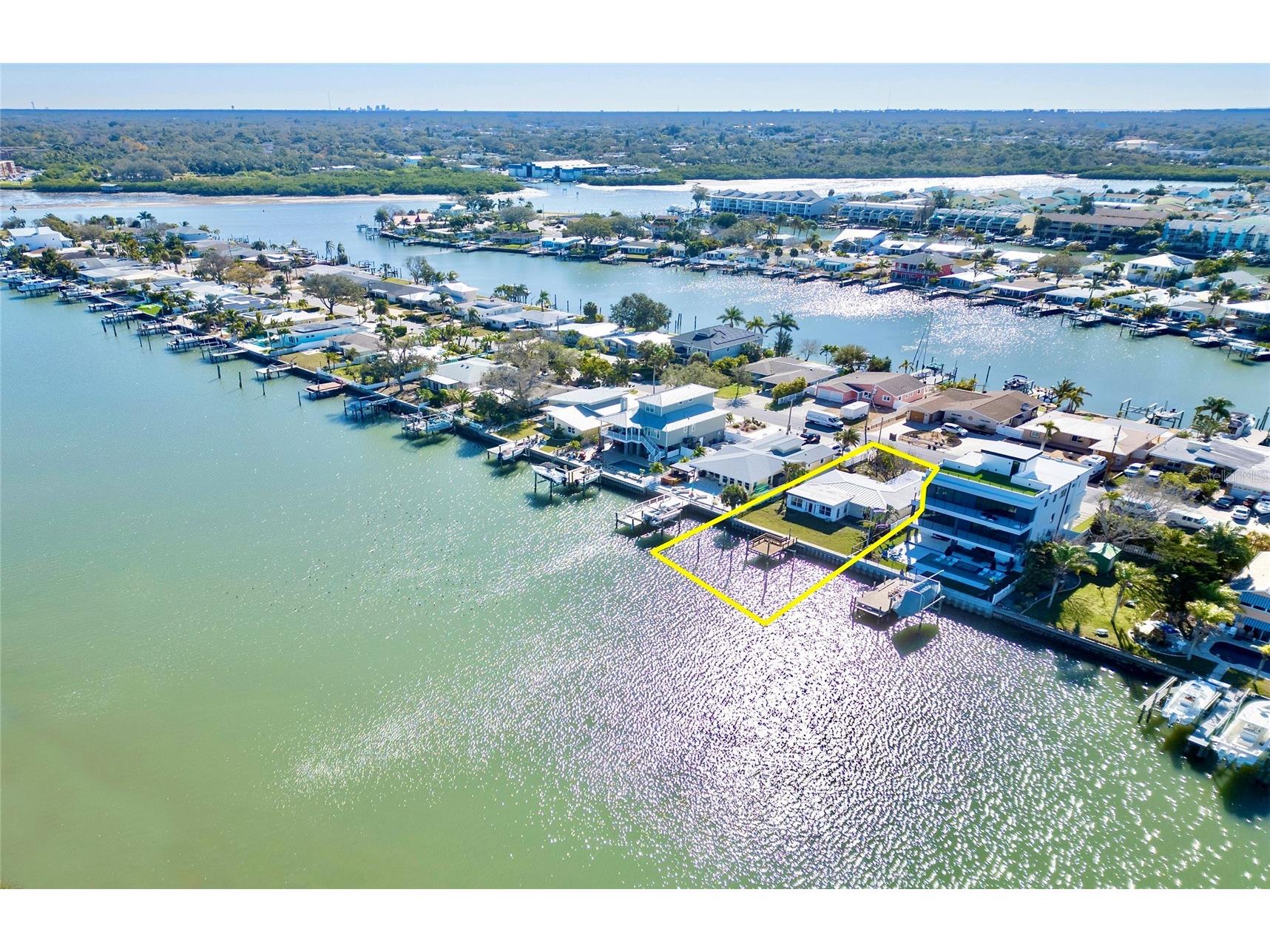 322 La Hacienda Drive Indian Rocks Beach FL 33785 - INTRACOASTAL WATERWAY TB8470135 image14