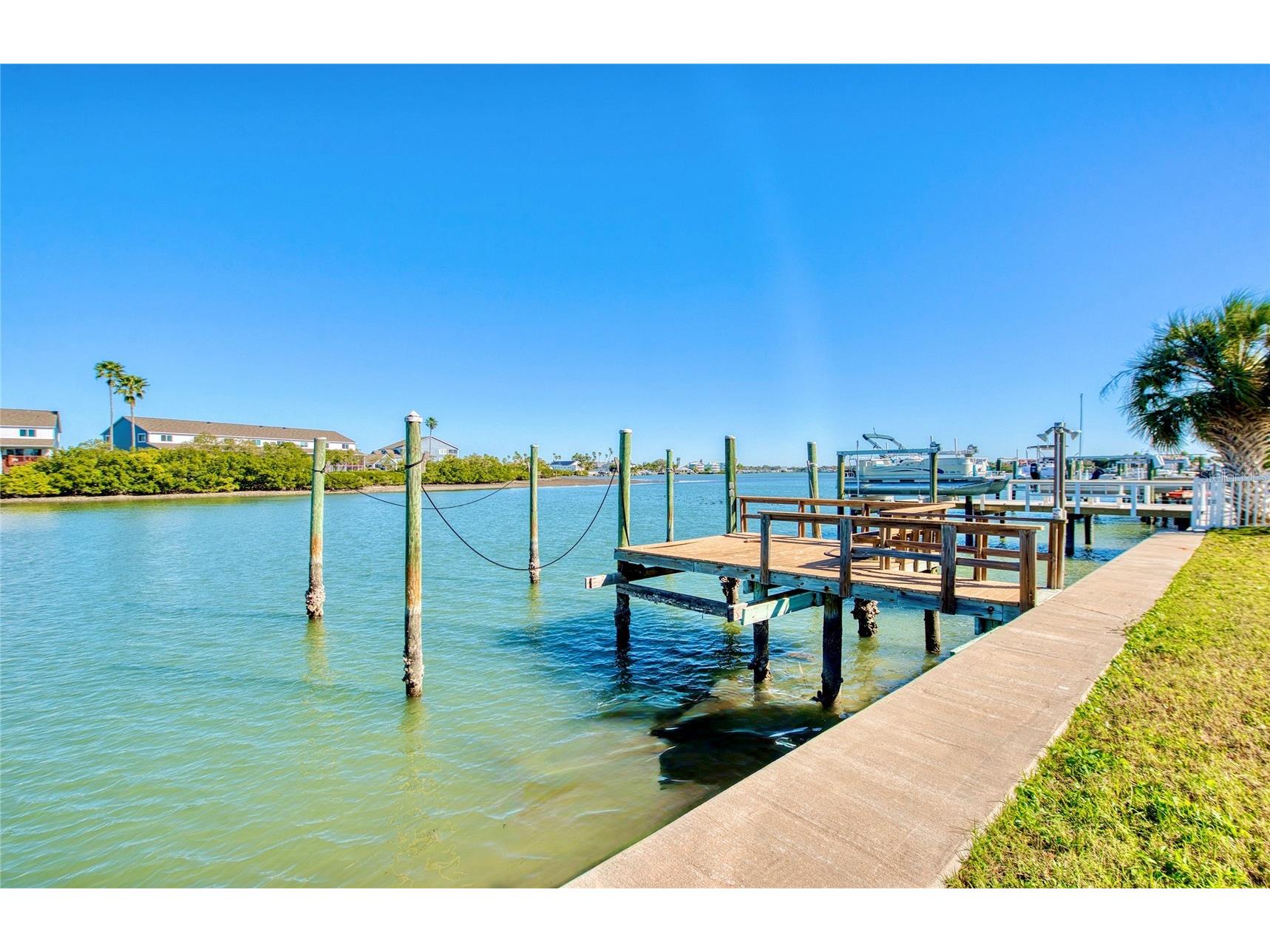 322 La Hacienda Drive Indian Rocks Beach FL 33785 - INTRACOASTAL WATERWAY TB8470135 image5