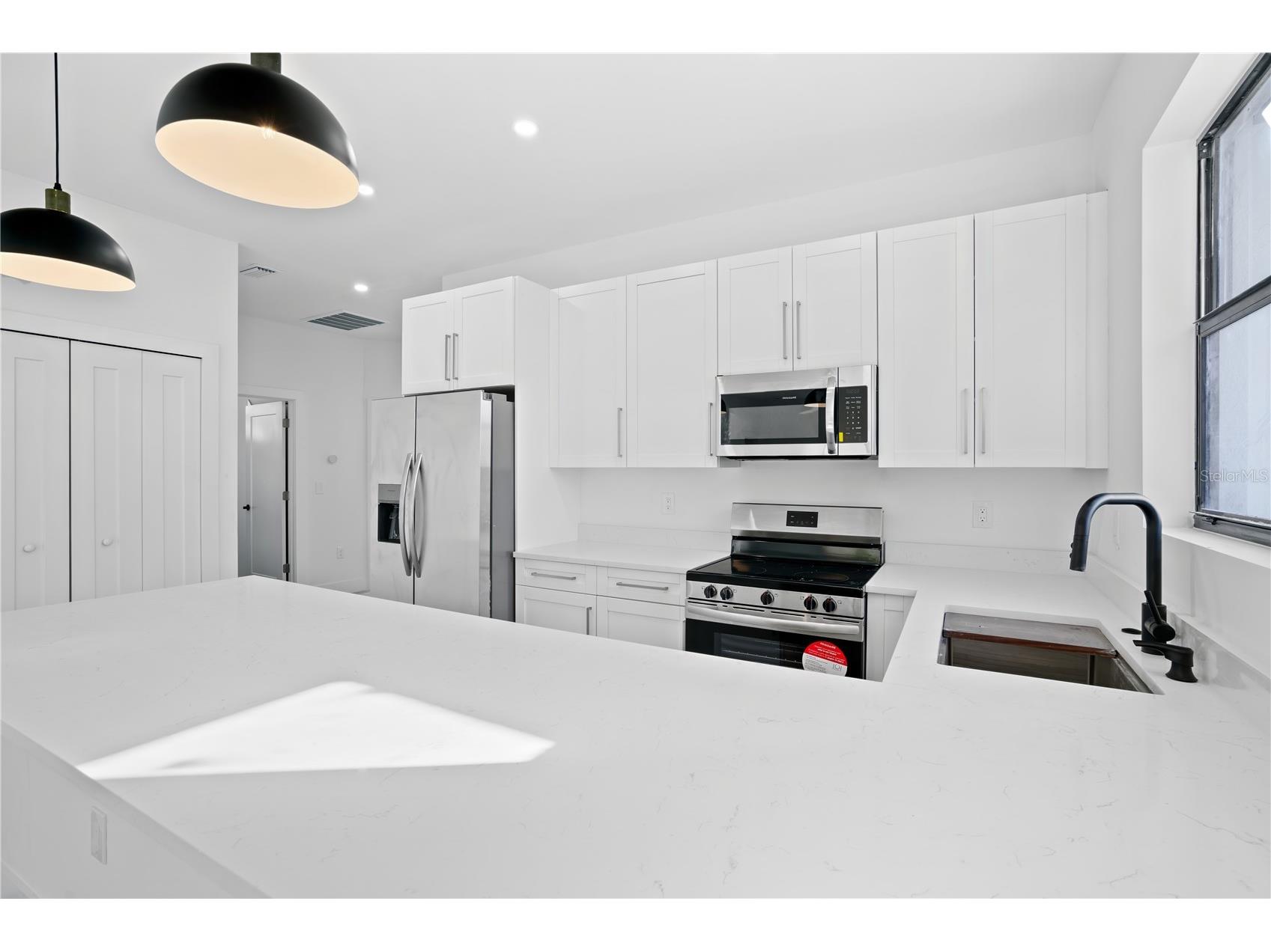 322 Loire Ave S Lehigh Acres FL 33974 A4689073 image16