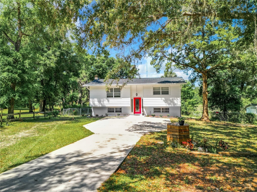 322 NE 167th Court Silver Springs FL 34488 G5081436 image1