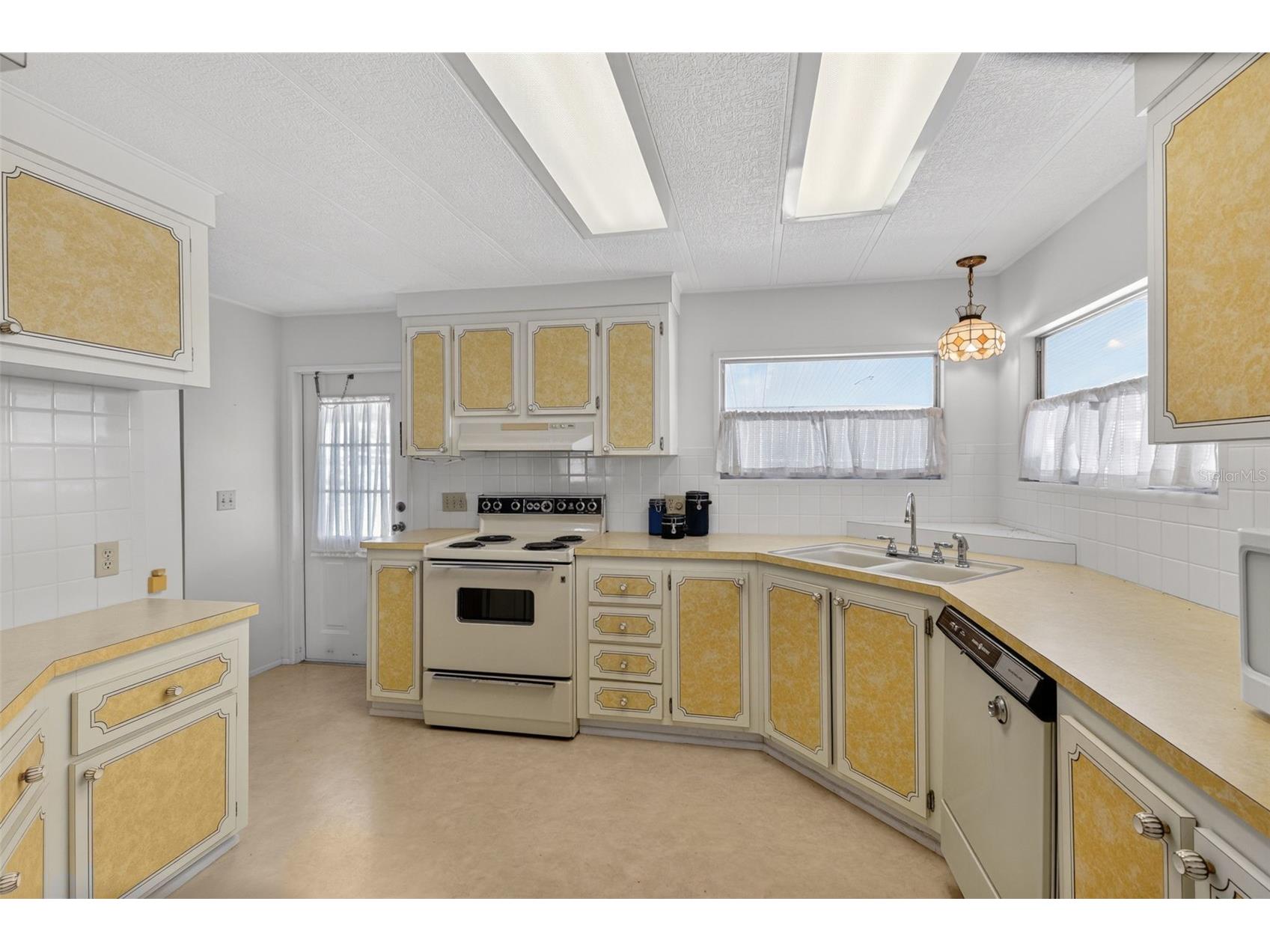 322 Robalo North Port FL 34287 TB8503634 image4