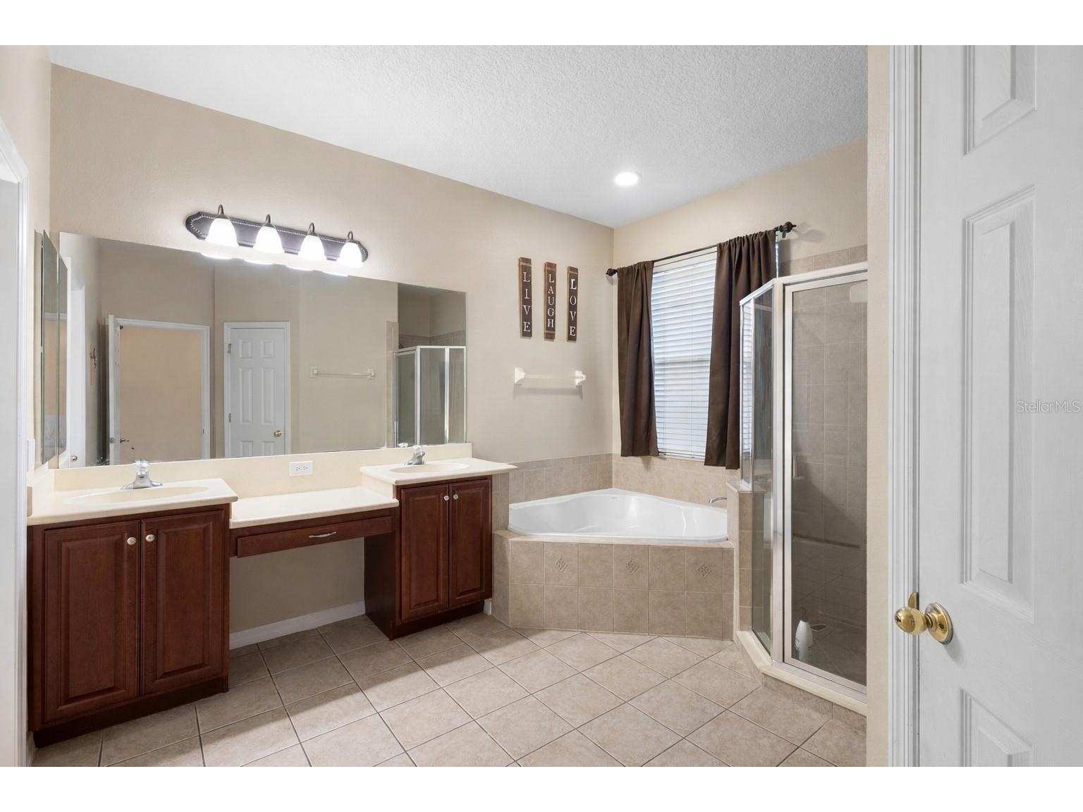 322 Secretariat Court Deland FL 32724 V4947261 image21