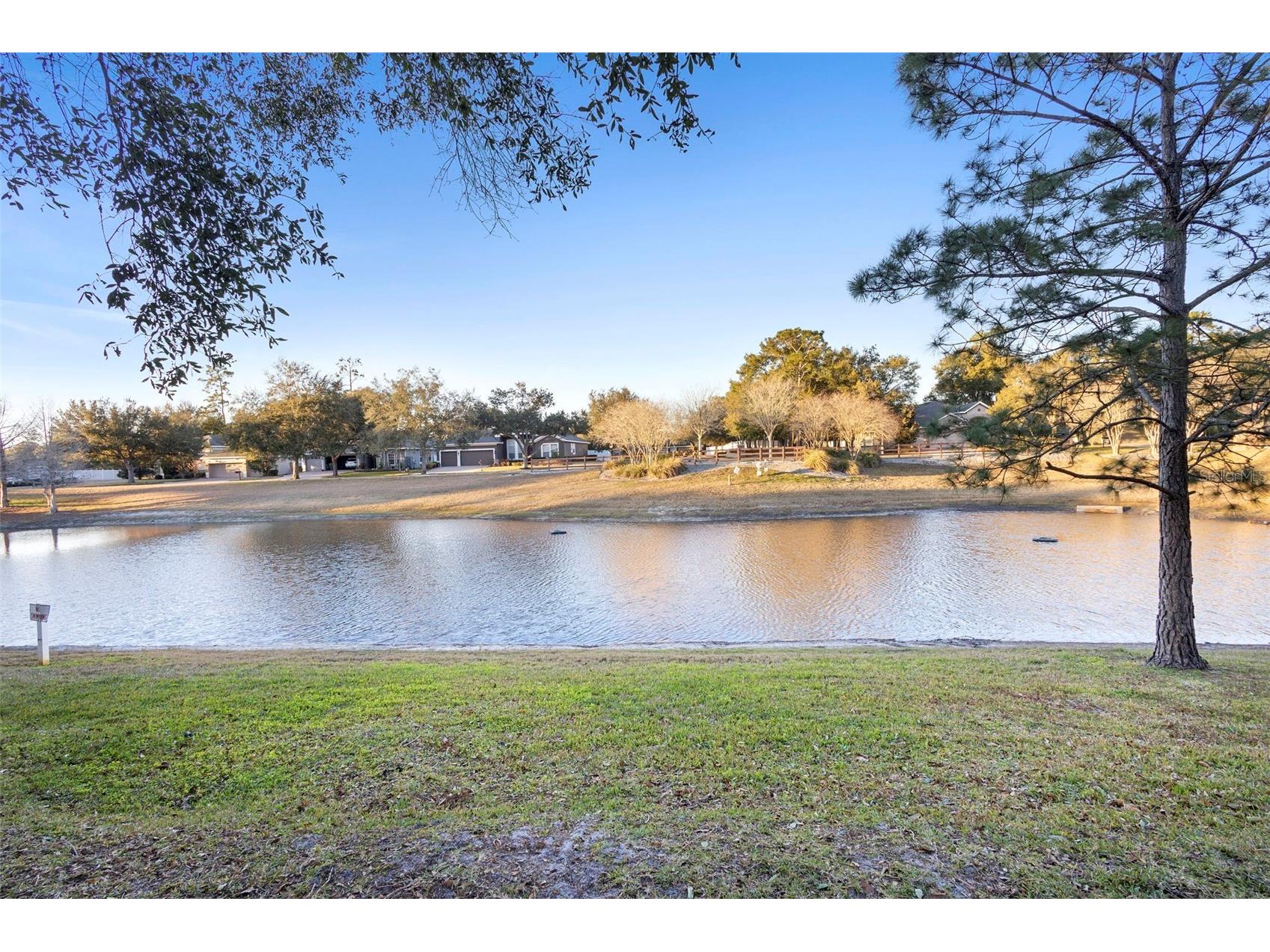 322 Secretariat Court Deland FL 32724 V4947261 image32