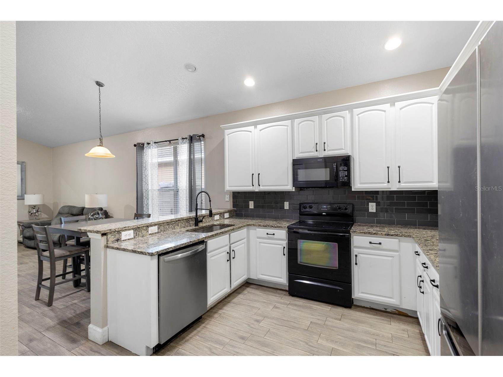 322 Secretariat Court Deland FL 32724 V4947261 image9