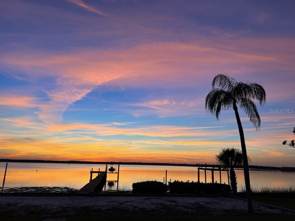 322 Shore Drive E Oldsmar FL 34677 - OLD TAMPA BAY T3487754 image1