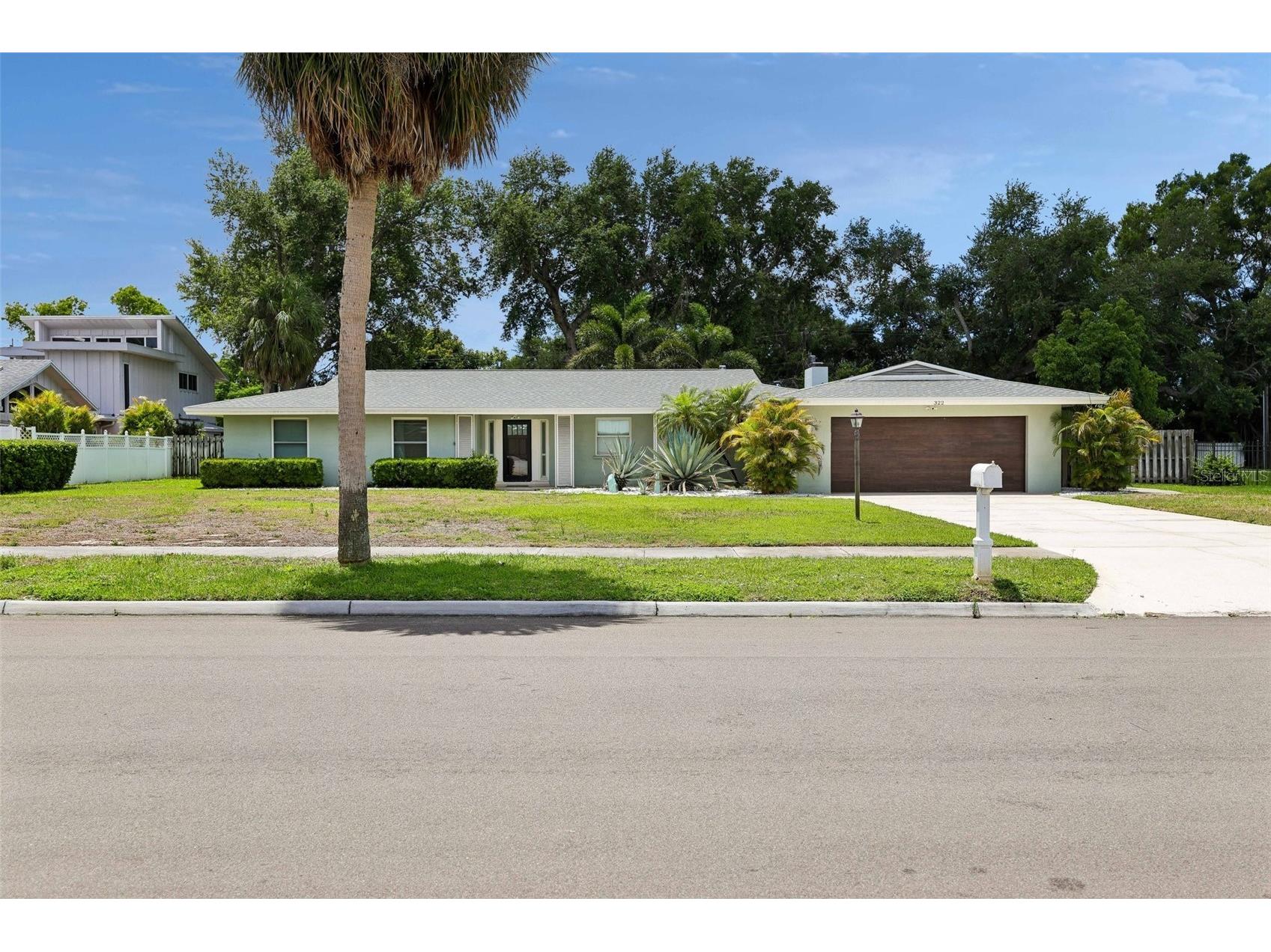 322 Suwanee Avenue Sarasota FL 34243 A4694668 image1