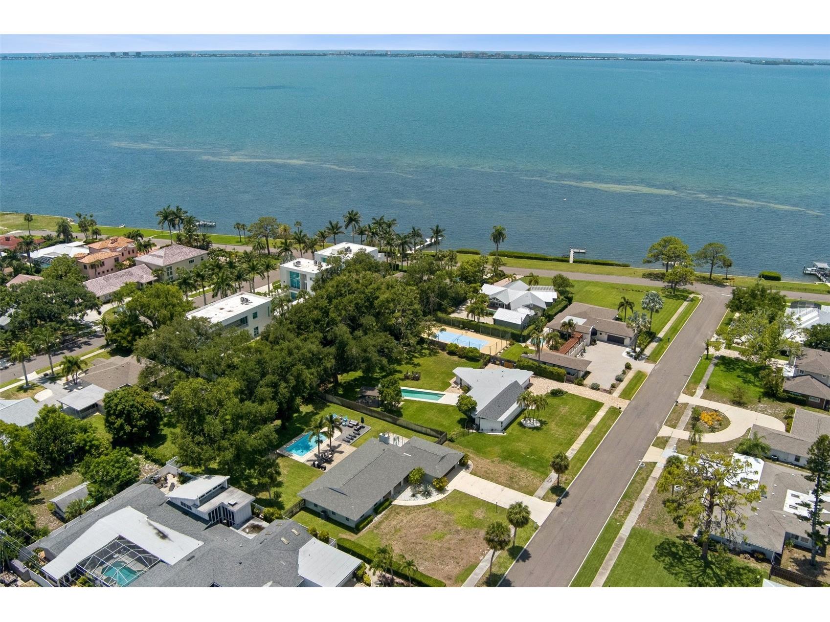 322 Suwanee Avenue Sarasota FL 34243 A4694668 image31