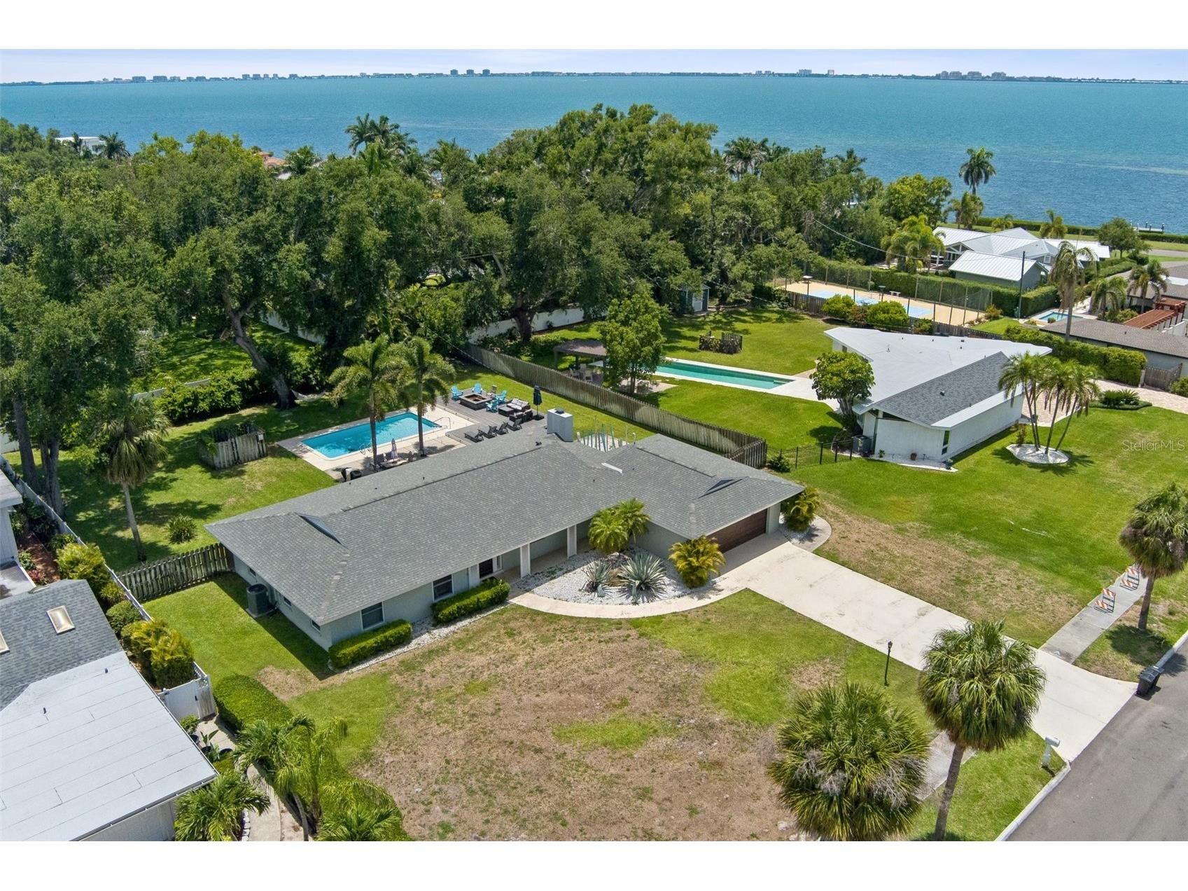 322 Suwanee Avenue Sarasota FL 34243 A4694668 image33