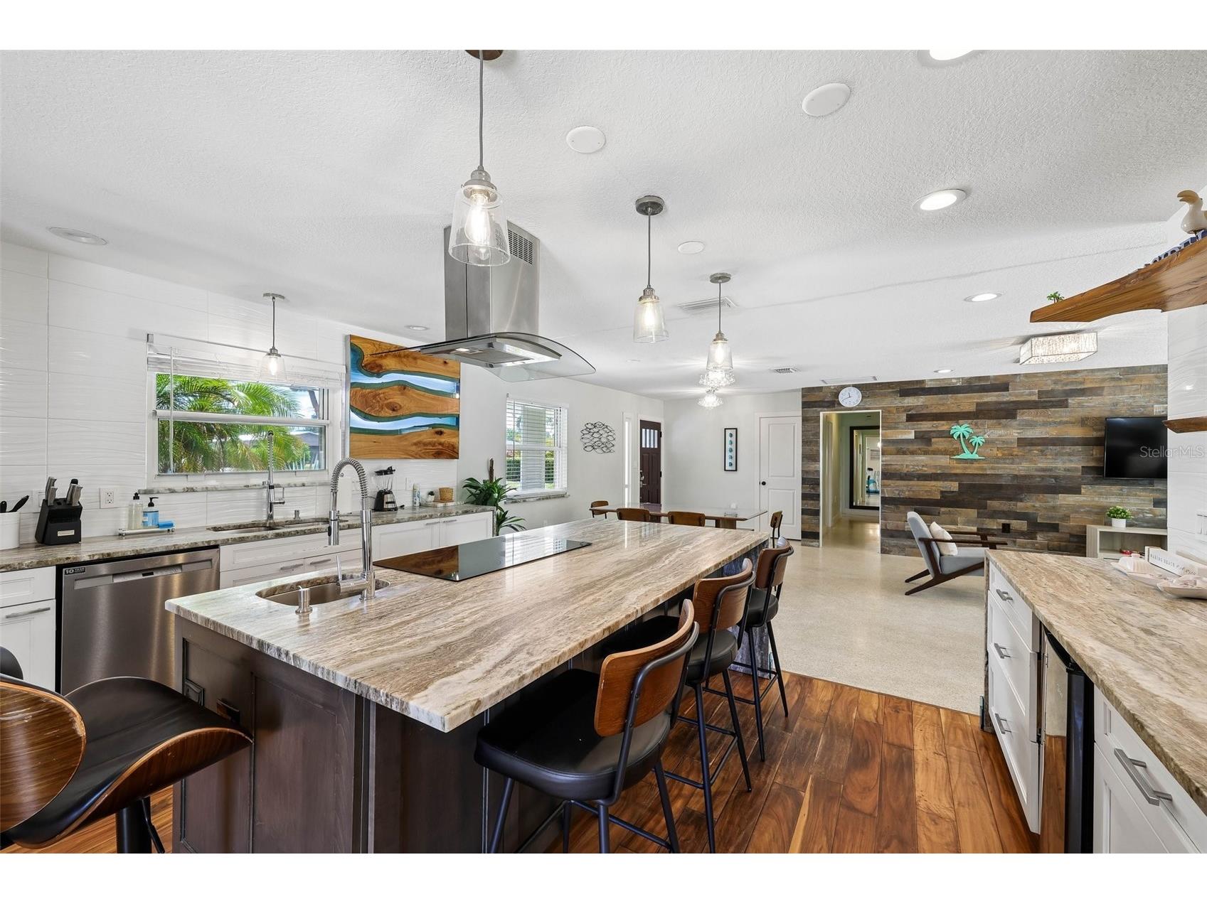 322 Suwanee Avenue Sarasota FL 34243 A4694668 image4